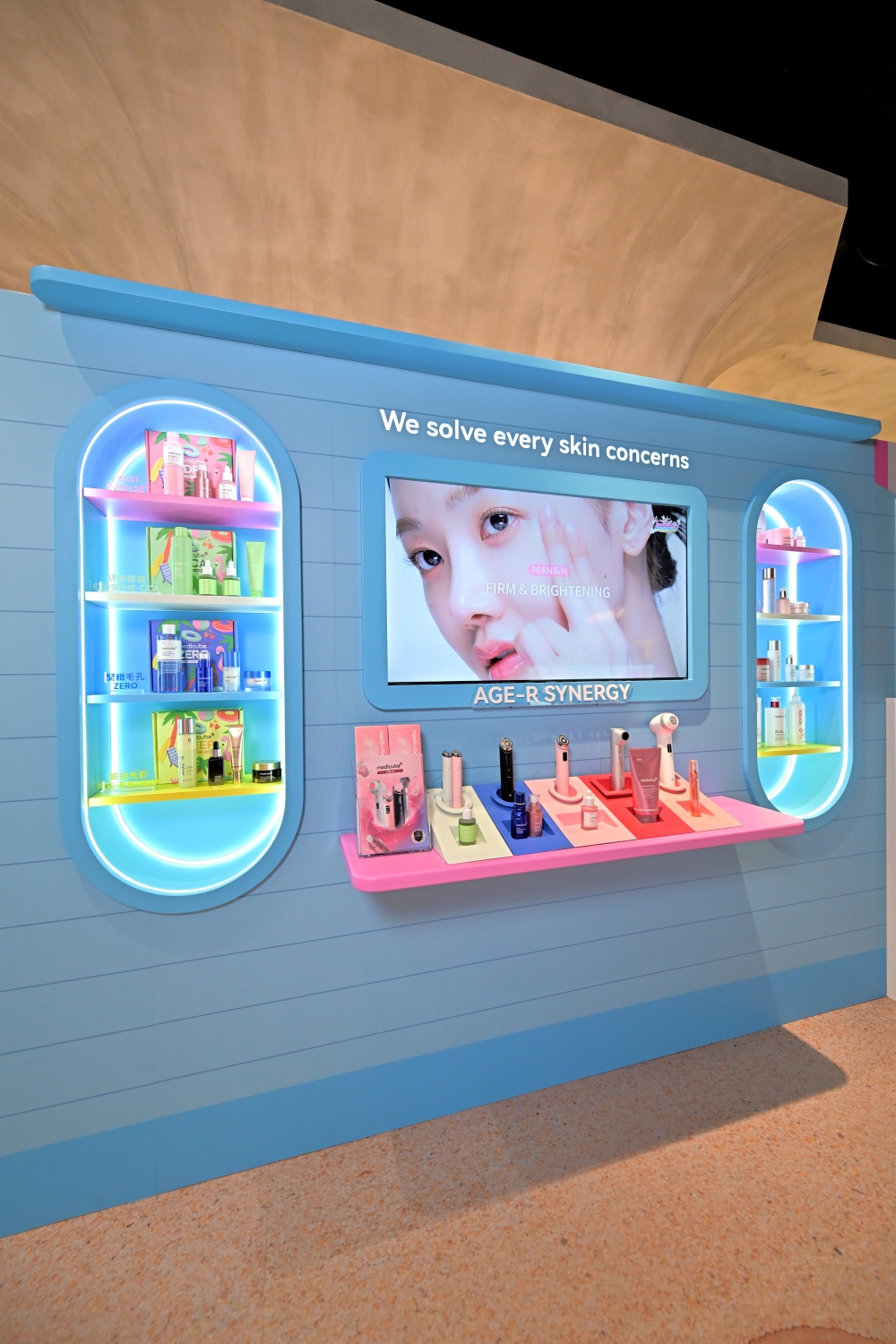 메디큐브, 홍콩 팝업 3만명 운집... 亞 프리미엄 시장 공략 '청신호' 2618-Image